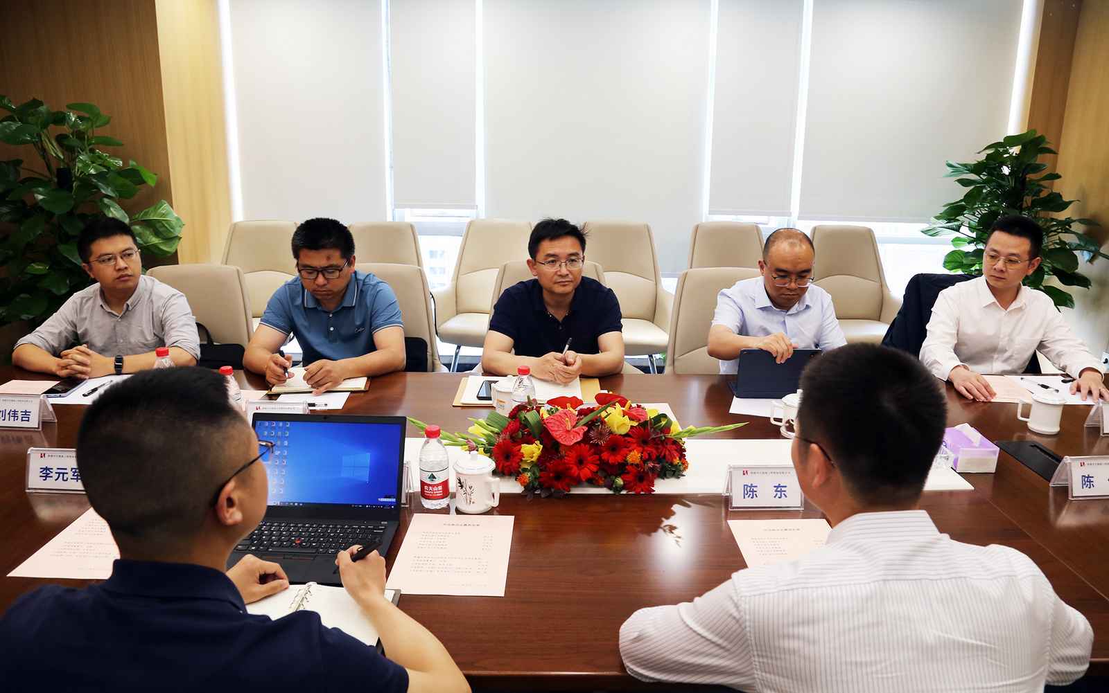 校企合作 | 西南石油大學(xué)副校長(cháng) 祝效華一行蒞臨貝肯能源開(kāi)展合作交流(圖2) 校企合作 | 西南石油大學(xué)副校長(cháng) 祝效華一行蒞臨貝肯能源開(kāi)展合作交流(圖2)