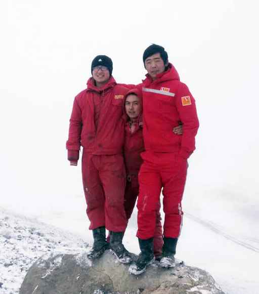 何懷軍:用責任心鉆進(jìn)青春十年(圖3) 何懷軍:用責任心鉆進(jìn)青春十年(圖3)